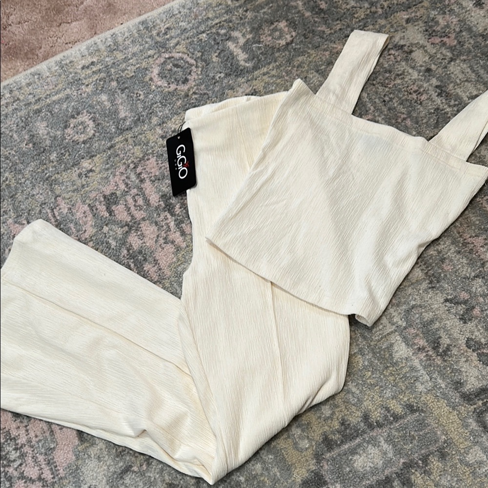 Matching Set - Crop Top and Flare Pant